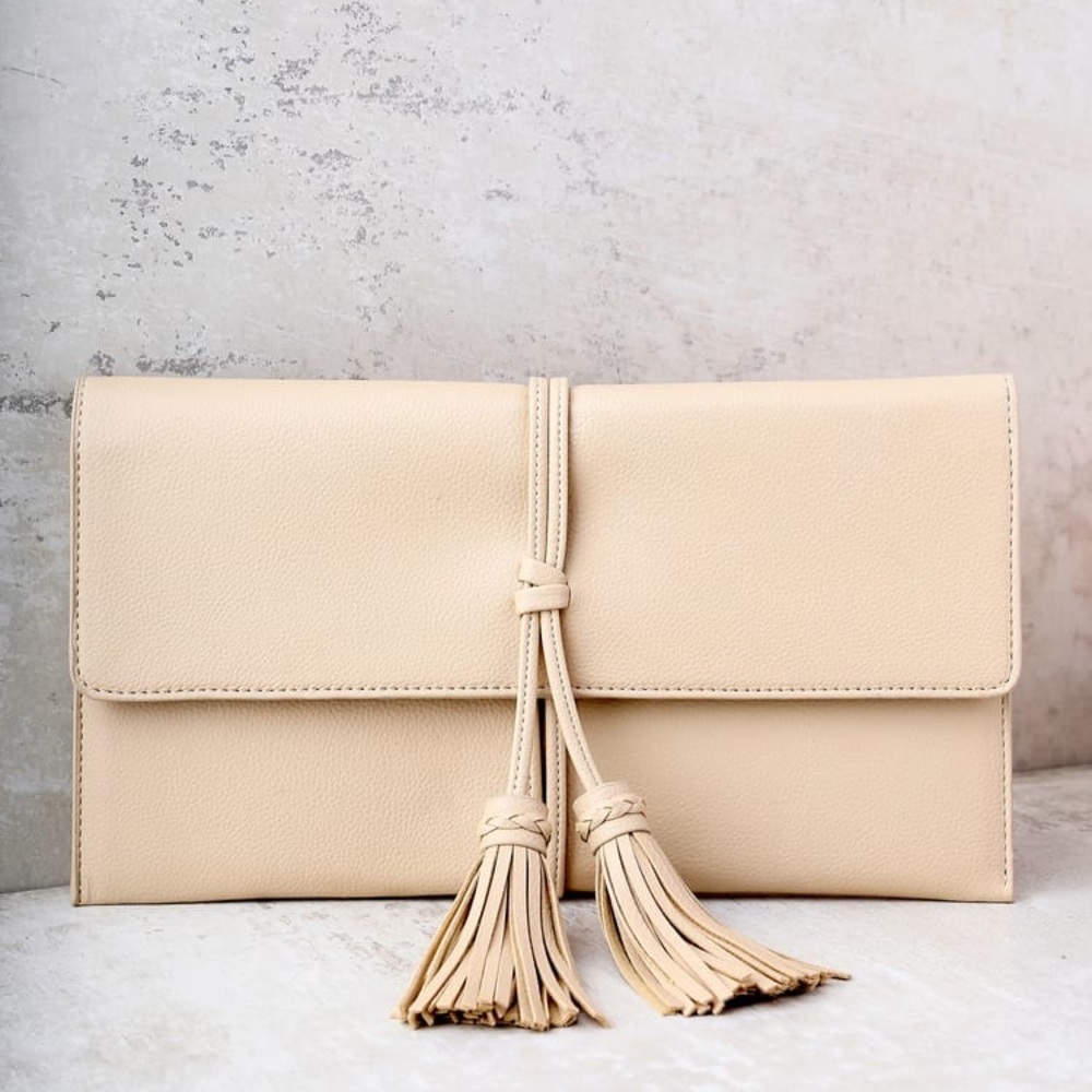 Lulus tassel clutch